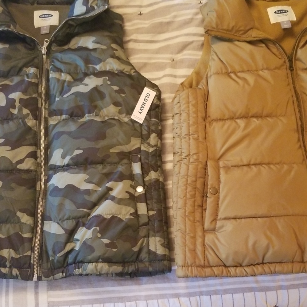 (2) warm vests from old navy